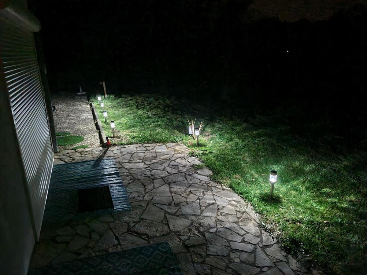 La Perle De Frayssinet-Le-Gelat - Chambre D'Hotes - B&B Dış mekan fotoğraf